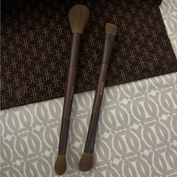 Tanielle Jai makeup brushes from Australia - Picture 3 of 5
